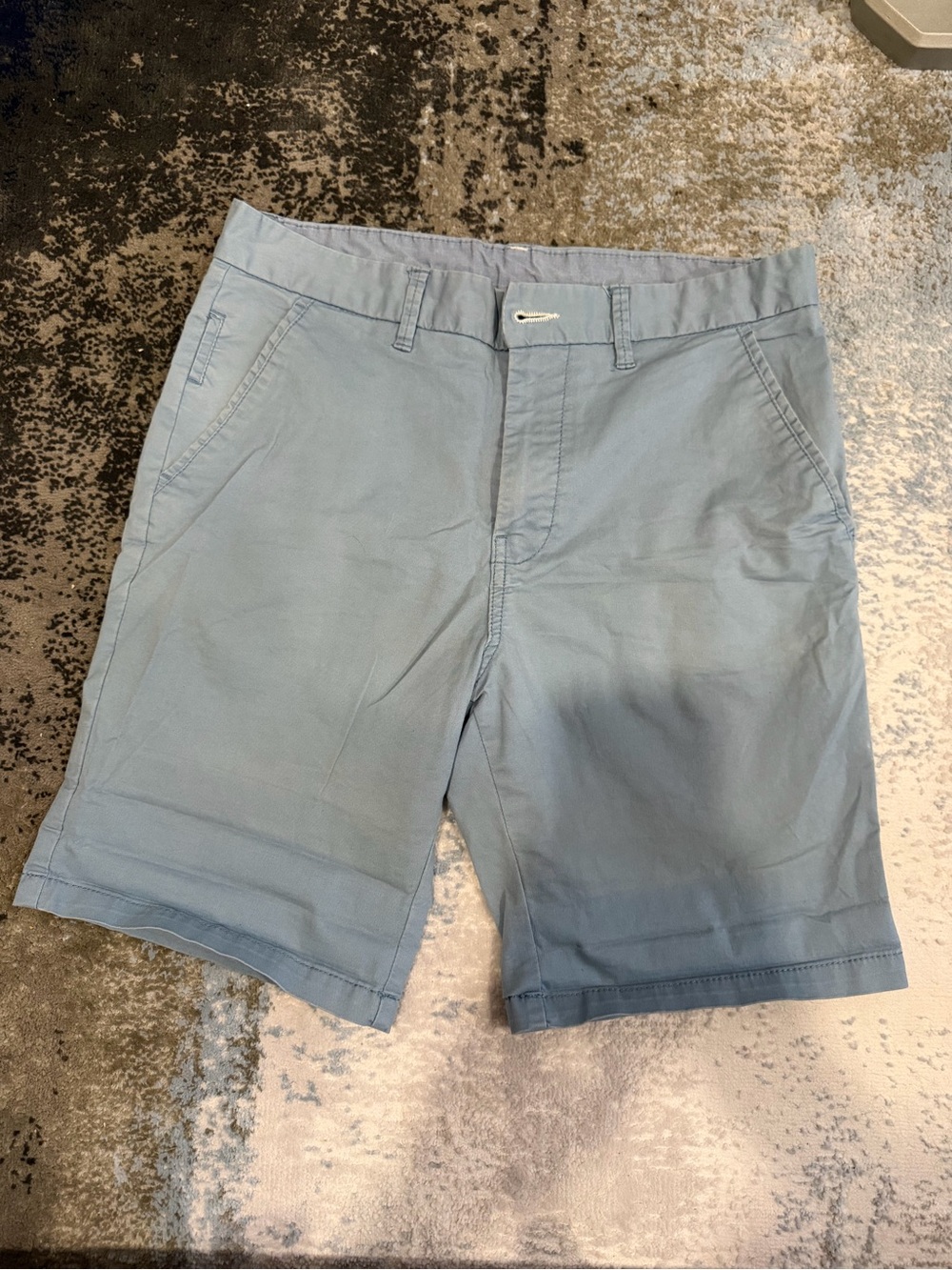 Primark Light Blue Flat-Front Men's Chino Shorts